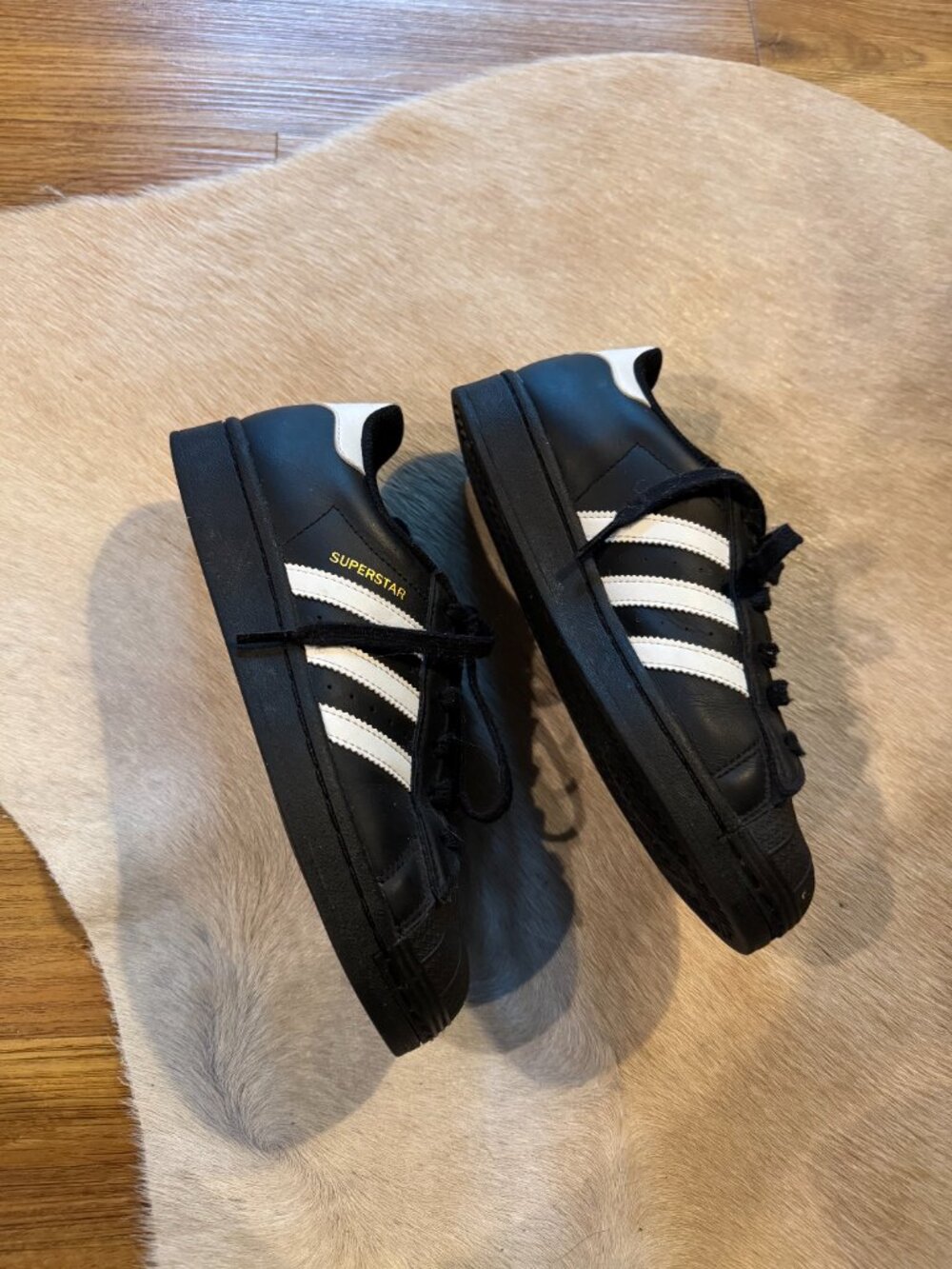 Women's Adidas Superstar; Size 5; Black and White